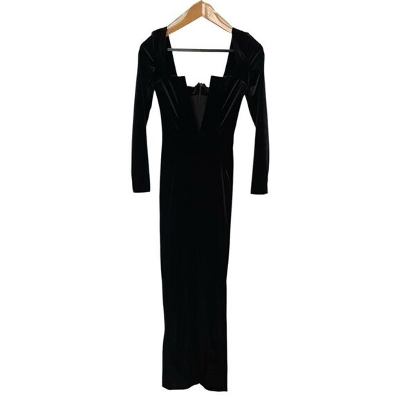 NWOT House of CB Charlotte Deep Plunge Velvet Sexy Slit
Dress in Size XS - Picture 5 of 13